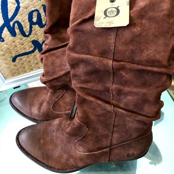 Born Barren Boots - Picture 2 of 5